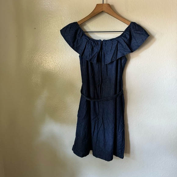 ModCloth | Lightweight Denim Off The Shoulder Dress - Picture 5 of 7